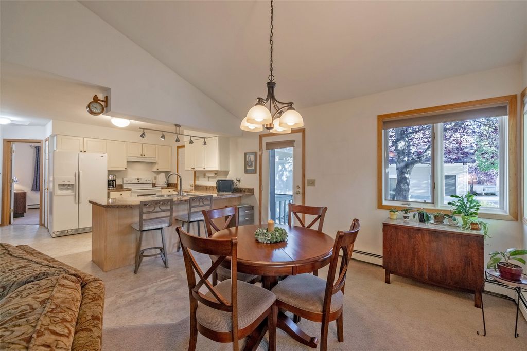 Photo of 715 N Davis Street, Helena, MT 59601 (MLS # 30060333)