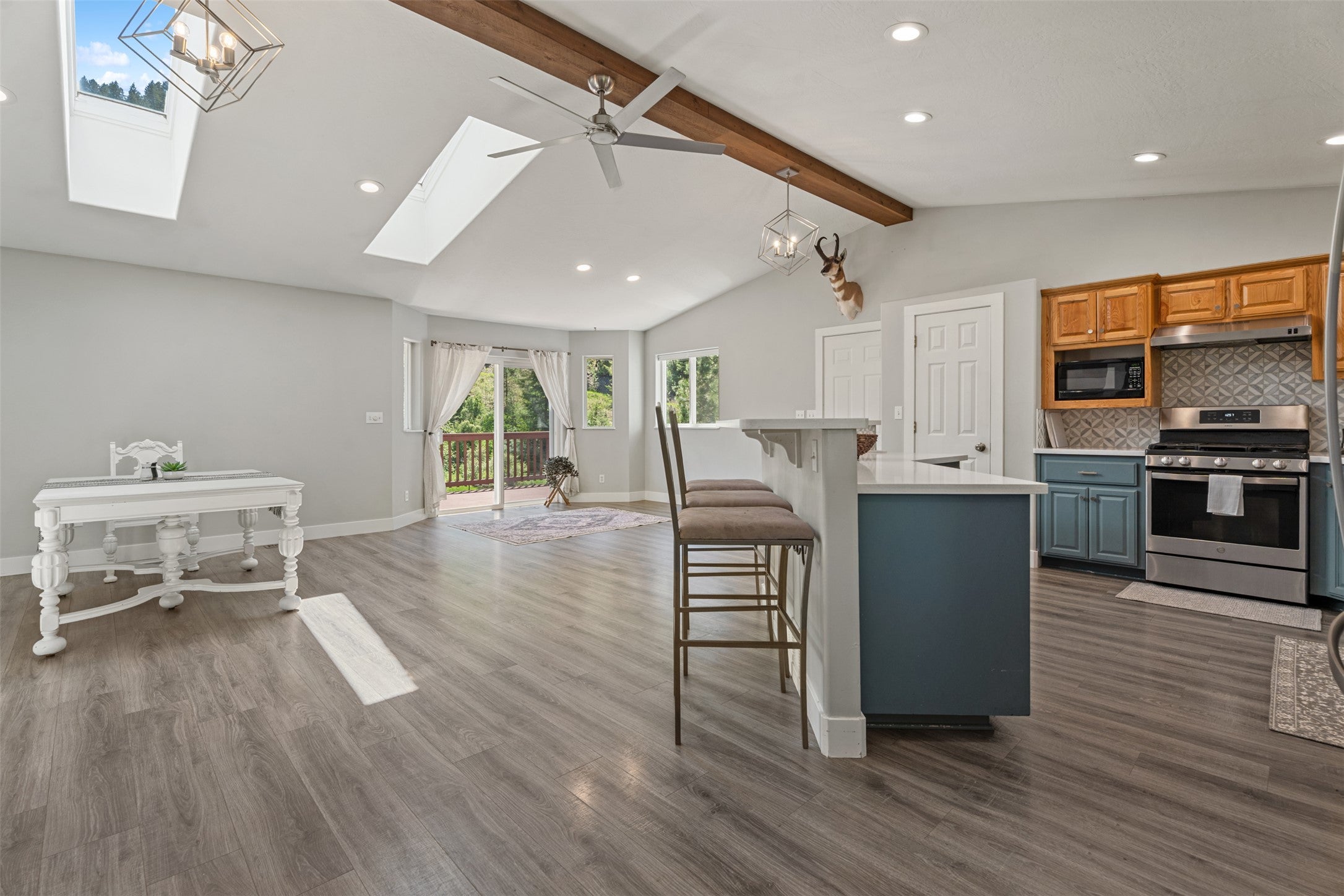 21119 Handley Loop