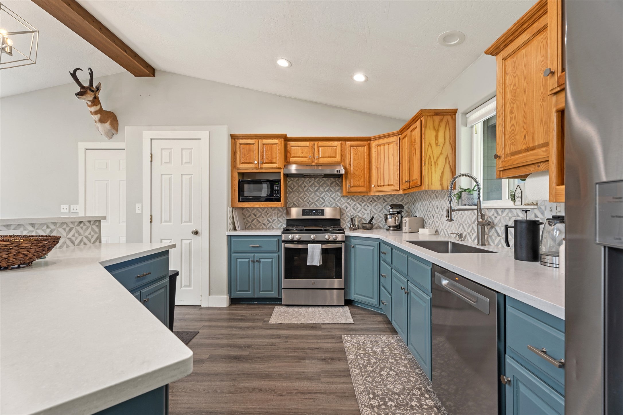 21119 Handley Loop