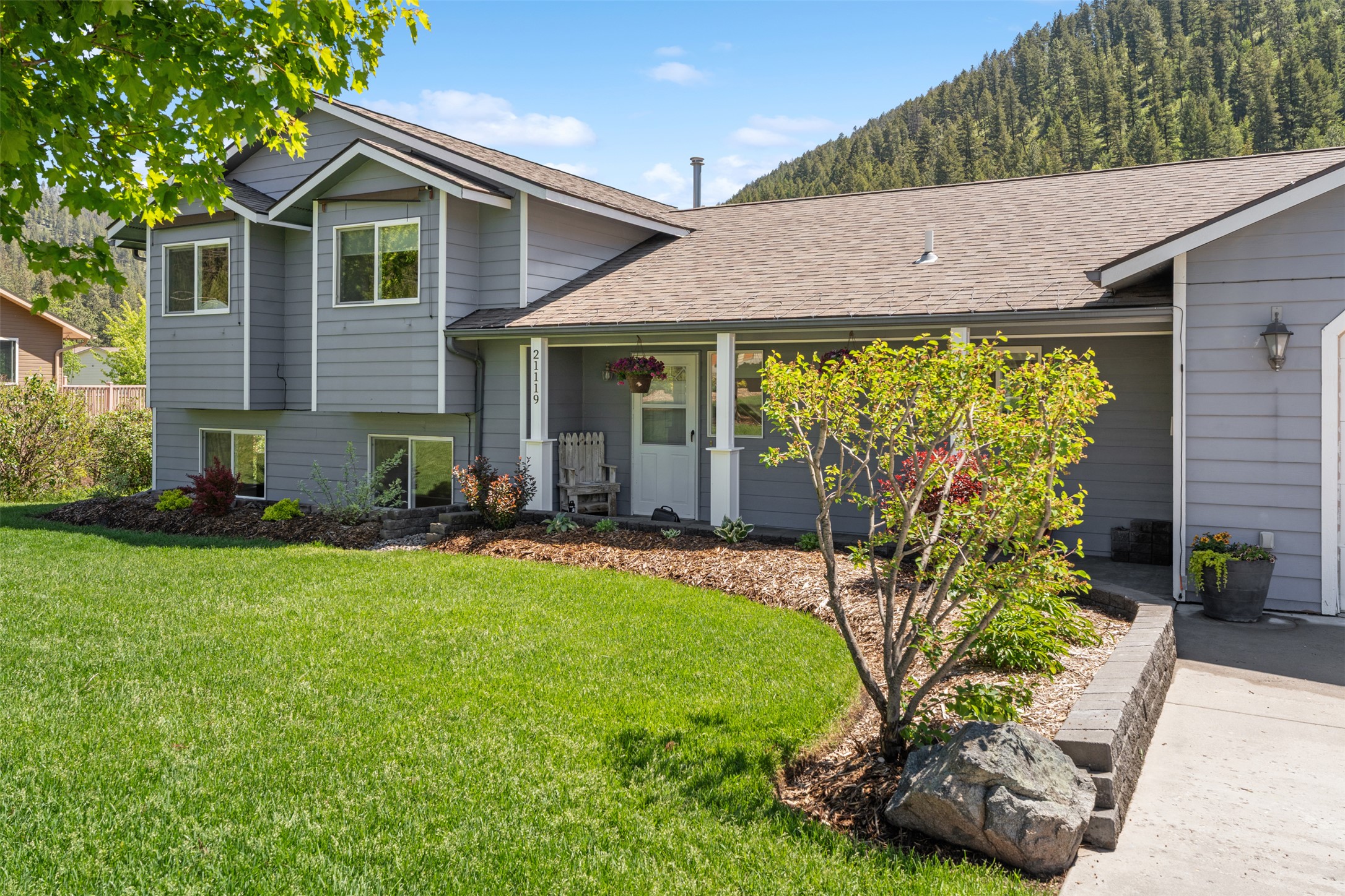 21119 Handley Loop