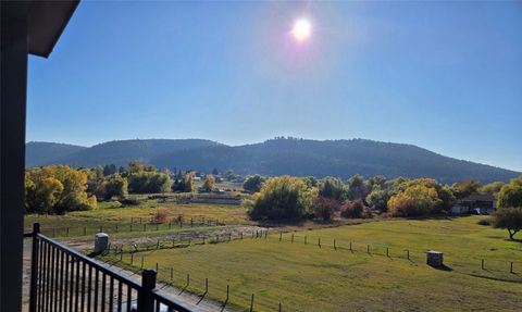 Tiny photo for 819 9th Avenue W, Kalispell, MT 59901 (MLS # 30060308)