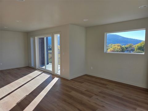 Tiny photo for 819 9th Avenue W, Kalispell, MT 59901 (MLS # 30060308)