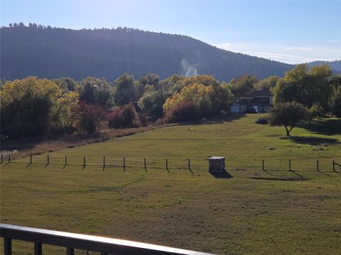 Tiny photo for 819 9th Avenue W, Kalispell, MT 59901 (MLS # 30060308)