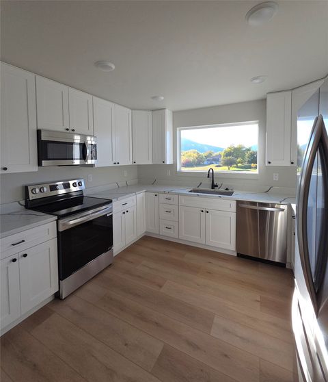 Tiny photo for 819 9th Avenue W, Kalispell, MT 59901 (MLS # 30060308)