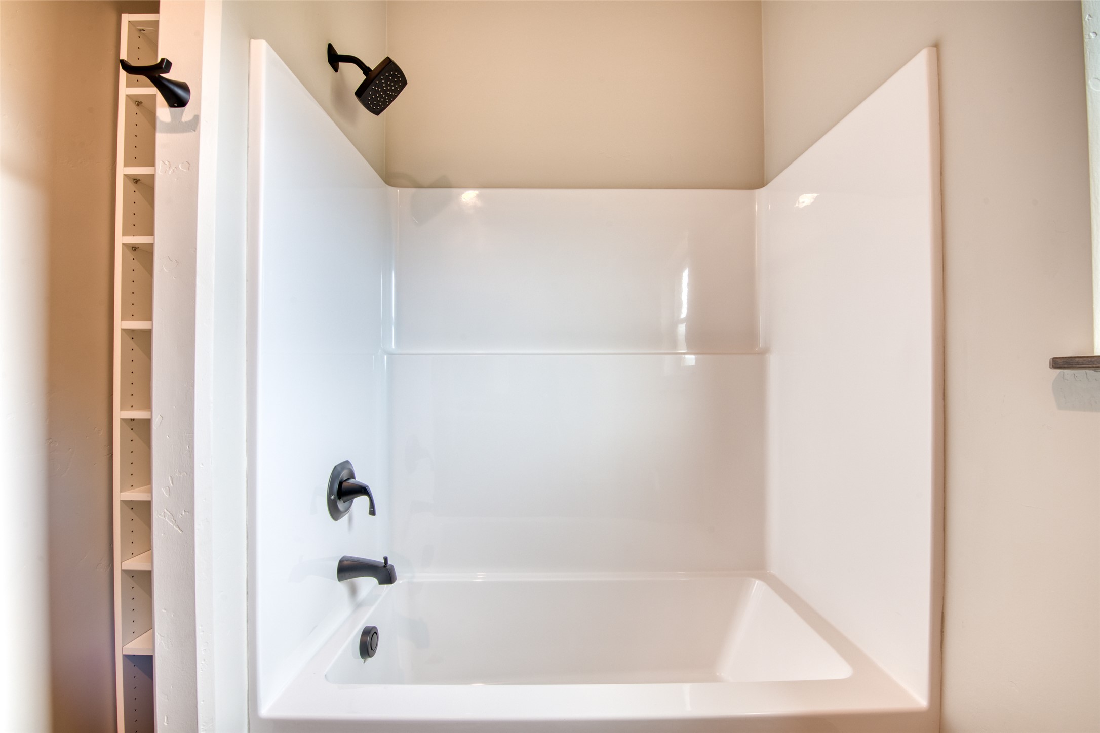 Alberton, Montana 59820, United States, 3 Bedrooms Bedrooms, ,2 BathroomsBathrooms,Residential,Pending,118728