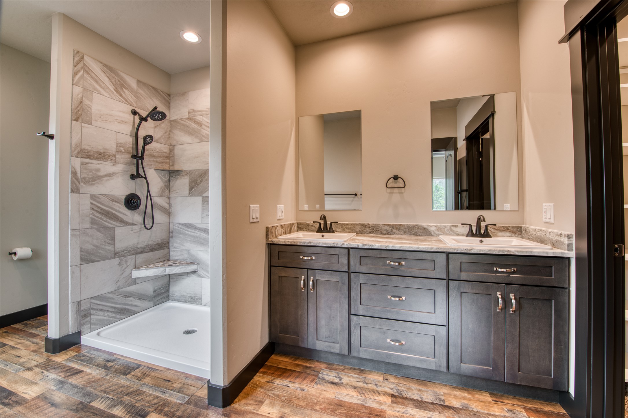 Alberton, Montana 59820, United States, 3 Bedrooms Bedrooms, ,2 BathroomsBathrooms,Residential,Pending,118728