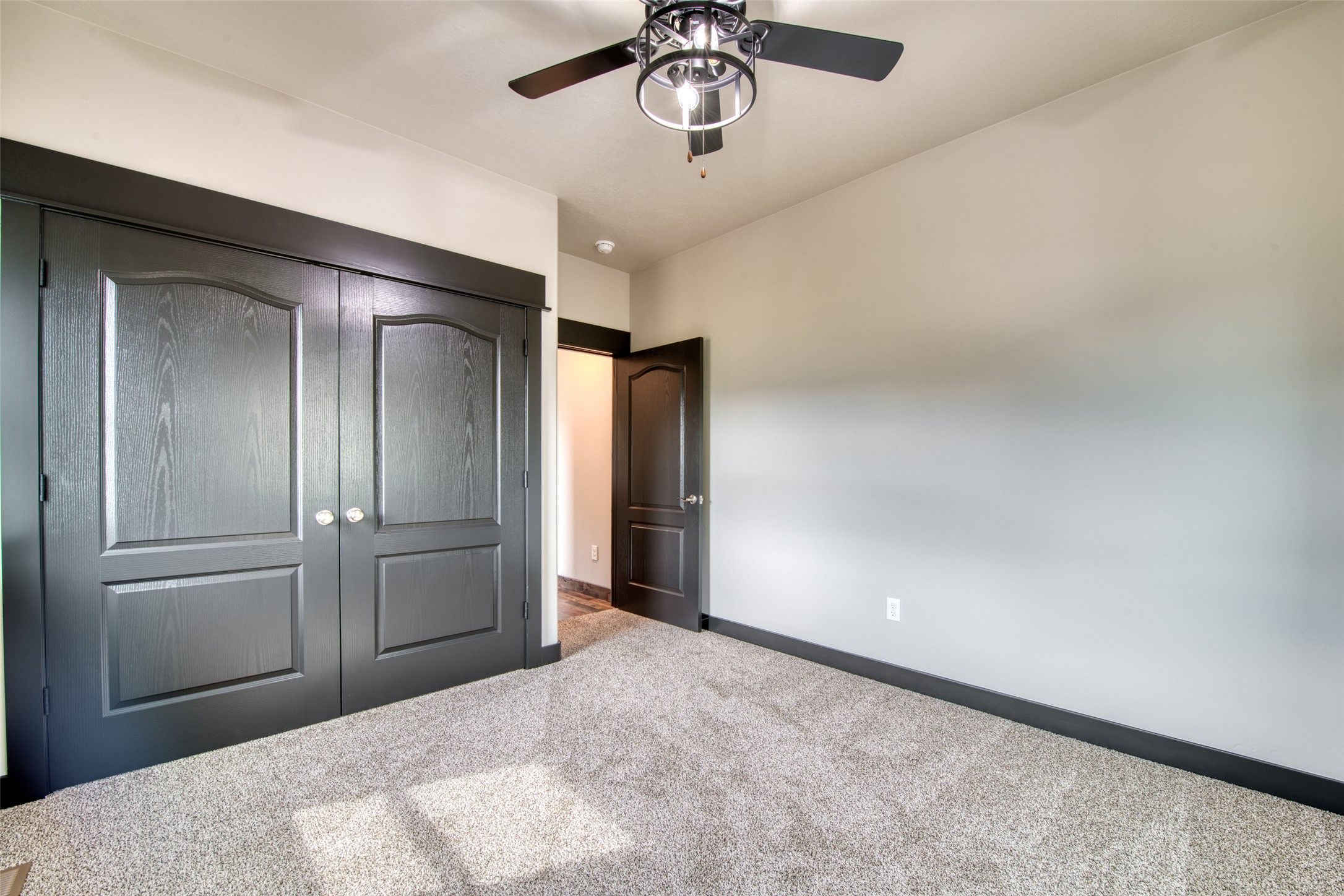 Alberton, Montana 59820, United States, 3 Bedrooms Bedrooms, ,2 BathroomsBathrooms,Residential,Pending,118728