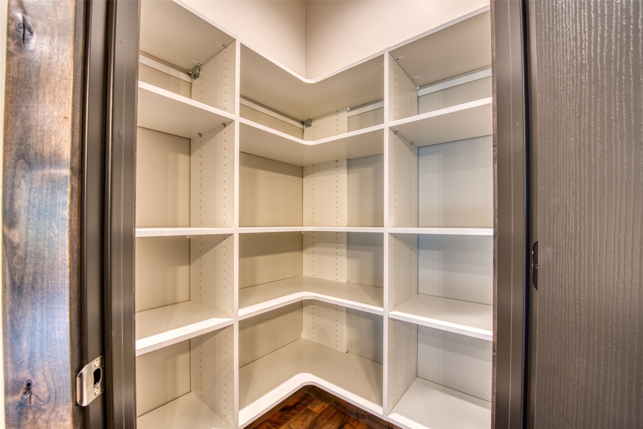 Alberton, Montana 59820, United States, 3 Bedrooms Bedrooms, ,2 BathroomsBathrooms,Residential,Pending,118728