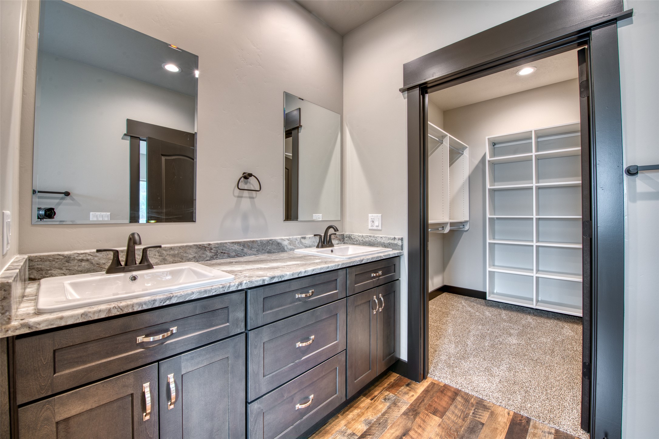 Alberton, Montana 59820, United States, 3 Bedrooms Bedrooms, ,2 BathroomsBathrooms,Residential,Pending,118728