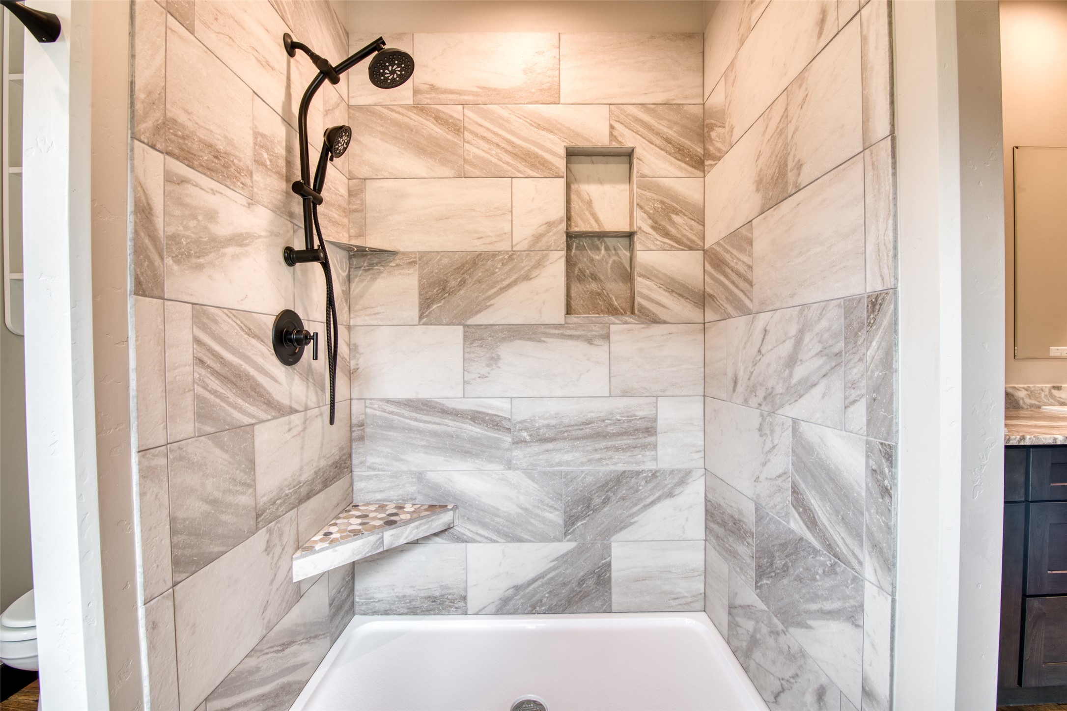 Alberton, Montana 59820, United States, 3 Bedrooms Bedrooms, ,2 BathroomsBathrooms,Residential,Pending,118728