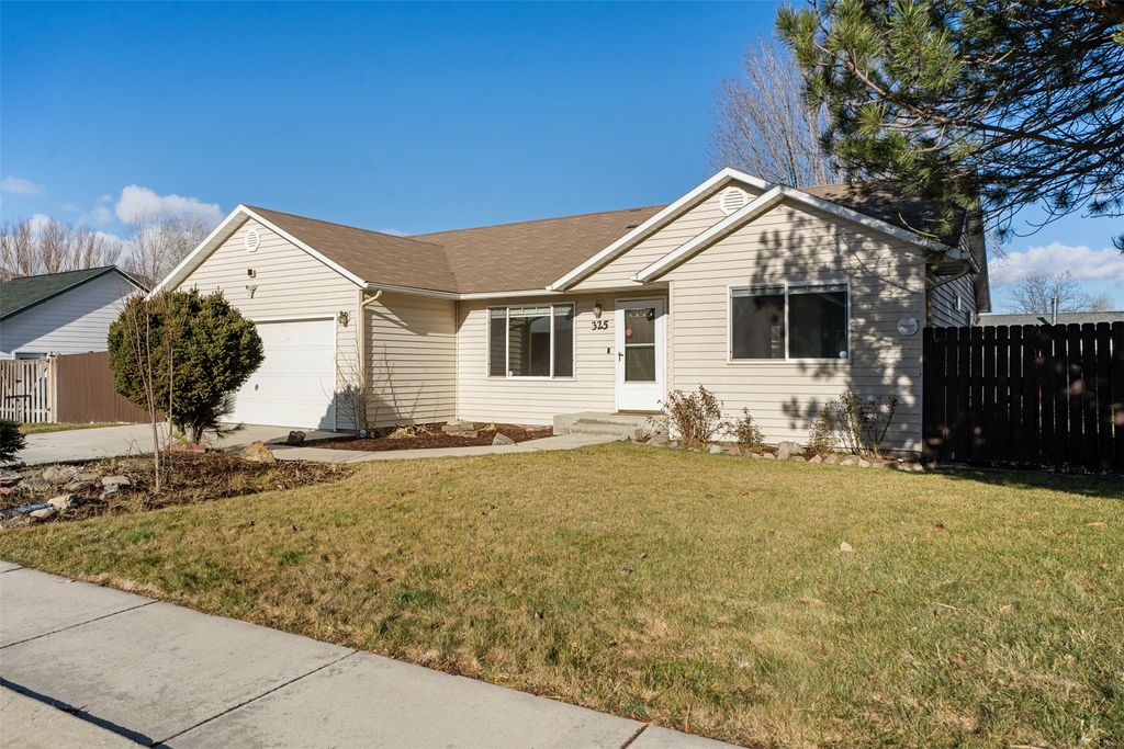 Photo of 325 Valley View Street, Stevensville, MT 59870 (MLS # 30069582)