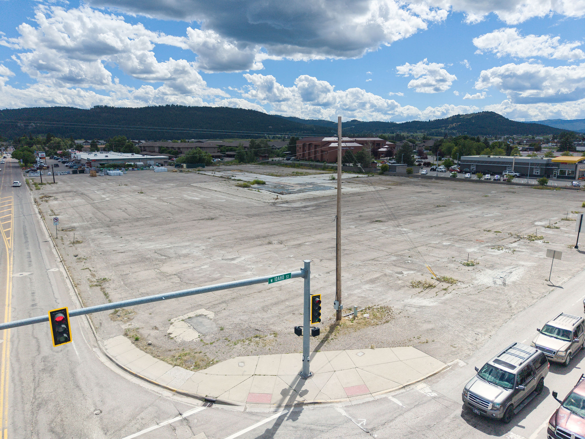 1000 W Idaho Street