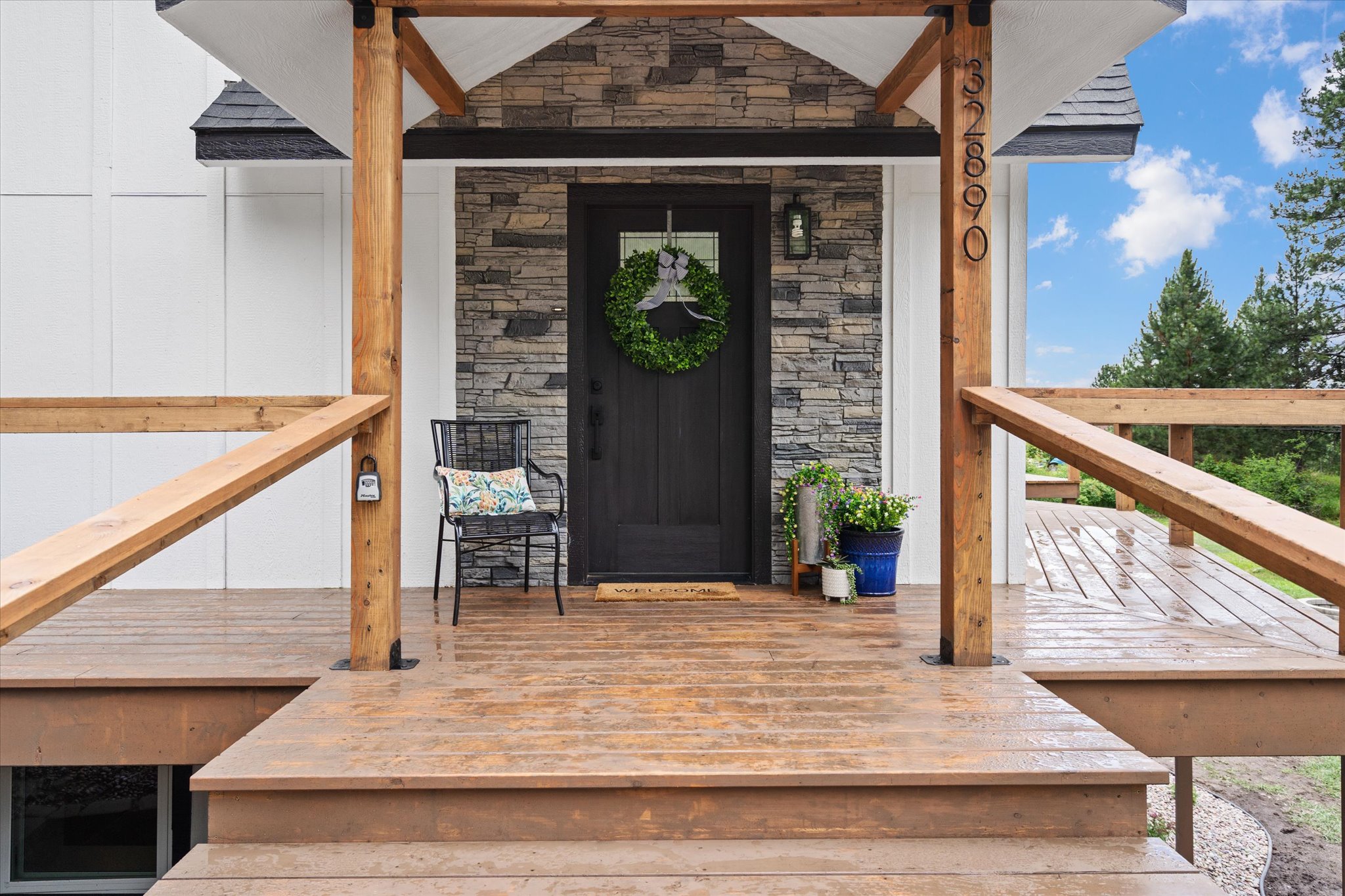 32890 Hellroaring Lane