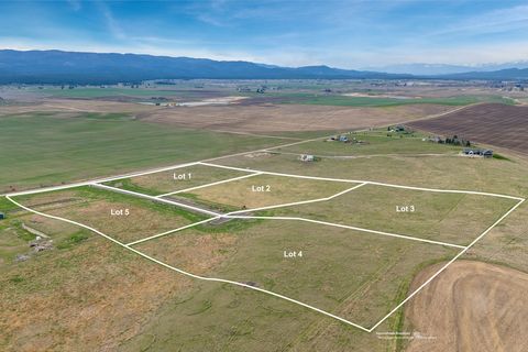 Tiny photo for 135 Blue Moon Court, Kalispell, MT 59901 (MLS # 30067935)