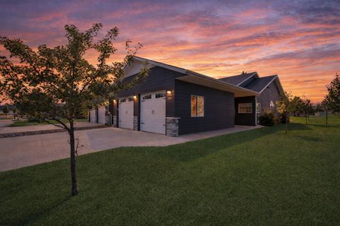 Photo of 284 W Nicklaus Avenue, Kalispell, MT 59901 (MLS # 30065851)