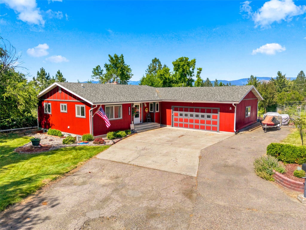 Photo of 5812 Lori Court, Missoula, MT 59803 (MLS # 30072941)