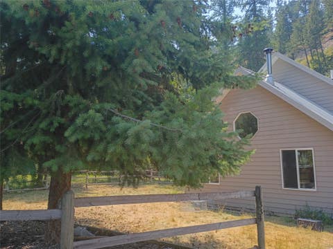 Photo of 14334 Bonfire Court, Clinton, MT 59825 (MLS # 30076337)