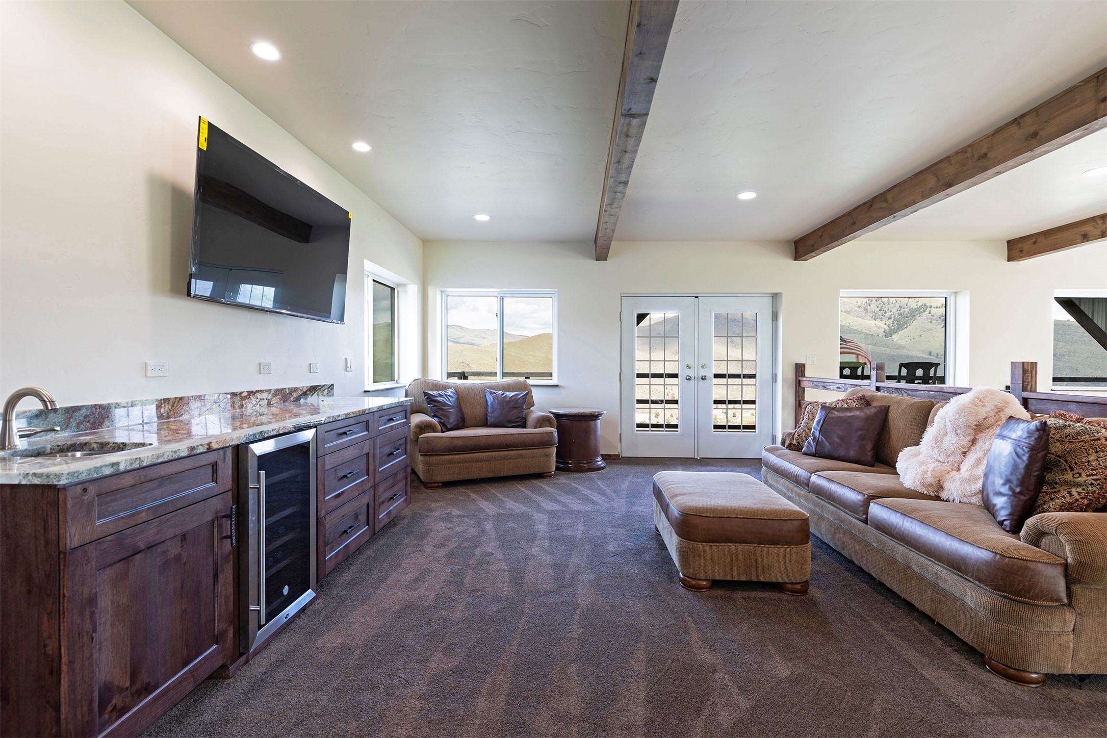 Dixon, Montana 59831, United States, 3 Bedrooms Bedrooms, ,2 BathroomsBathrooms,Residential,Active,181357