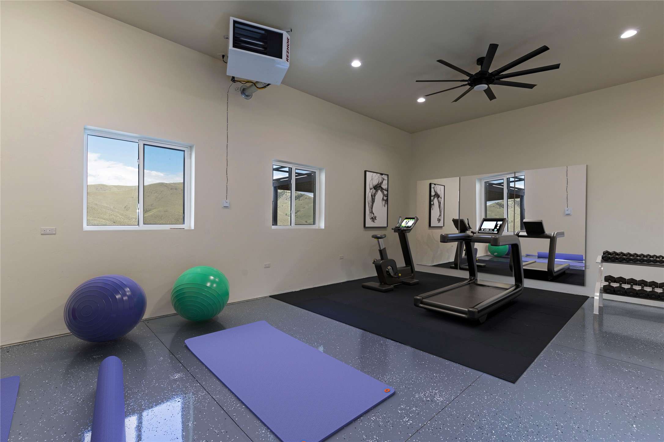 Dixon, Montana 59831, United States, 3 Bedrooms Bedrooms, ,2 BathroomsBathrooms,Residential,Active,181357