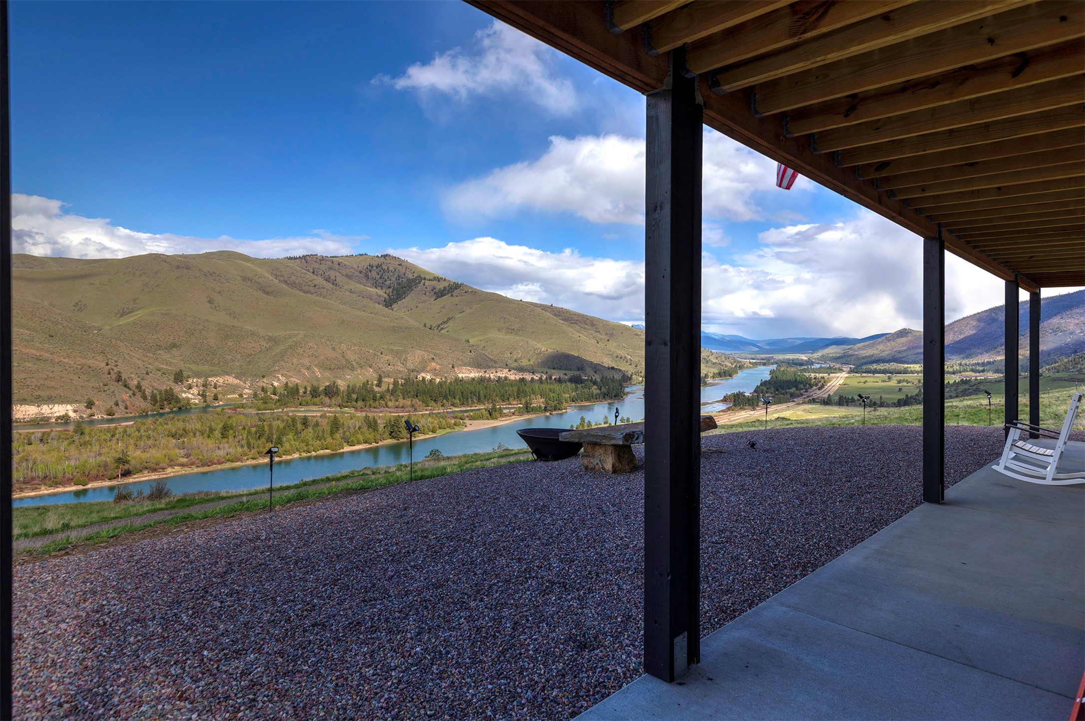 Dixon, Montana 59831, United States, 3 Bedrooms Bedrooms, ,2 BathroomsBathrooms,Residential,Active,181357