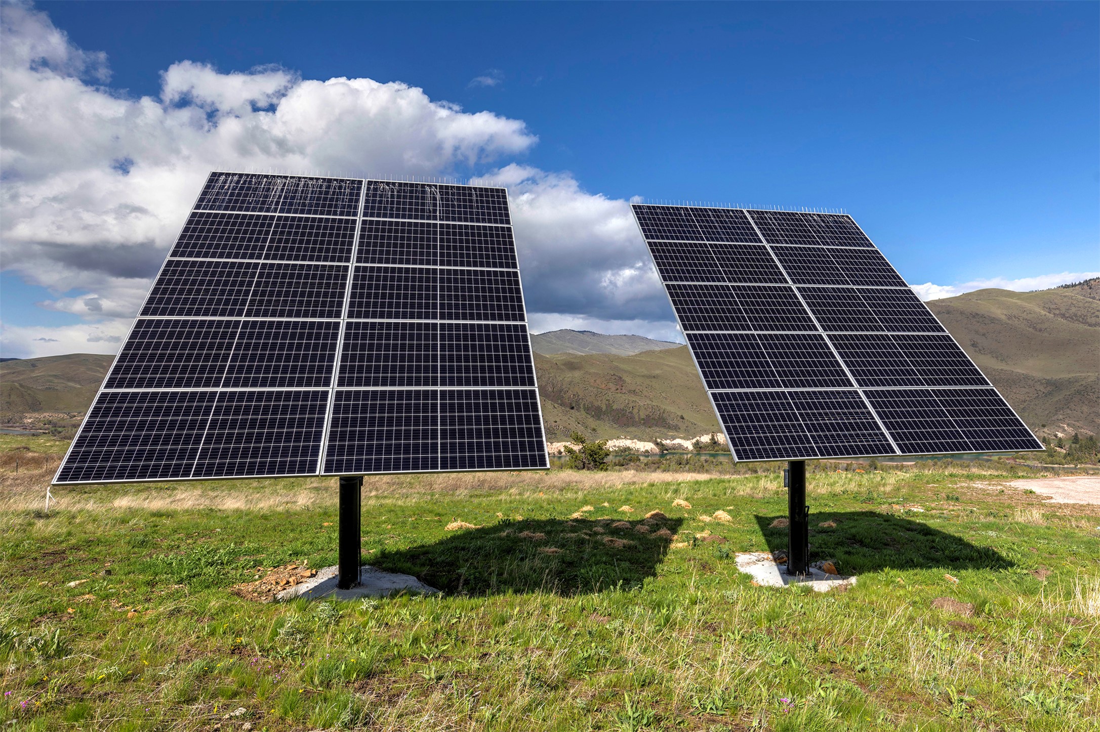 Dixon, Montana 59831, United States, 3 Bedrooms Bedrooms, ,2 BathroomsBathrooms,Residential,Active,181357