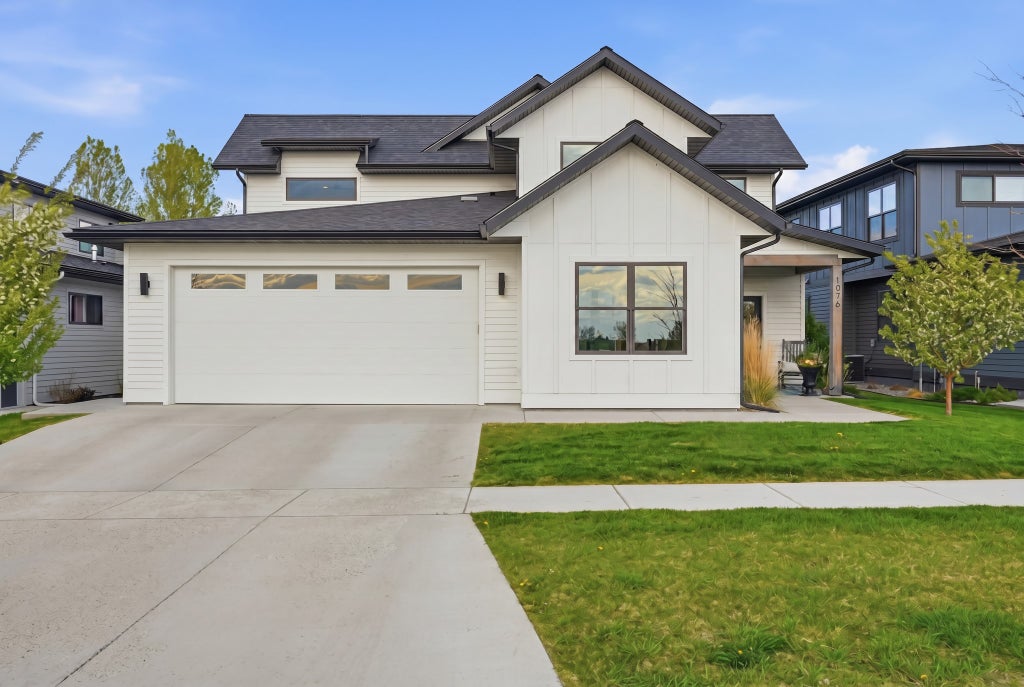 Photo of 1976 Vaquero Parkway, Bozeman, MT 59718 (MLS # 30077502)