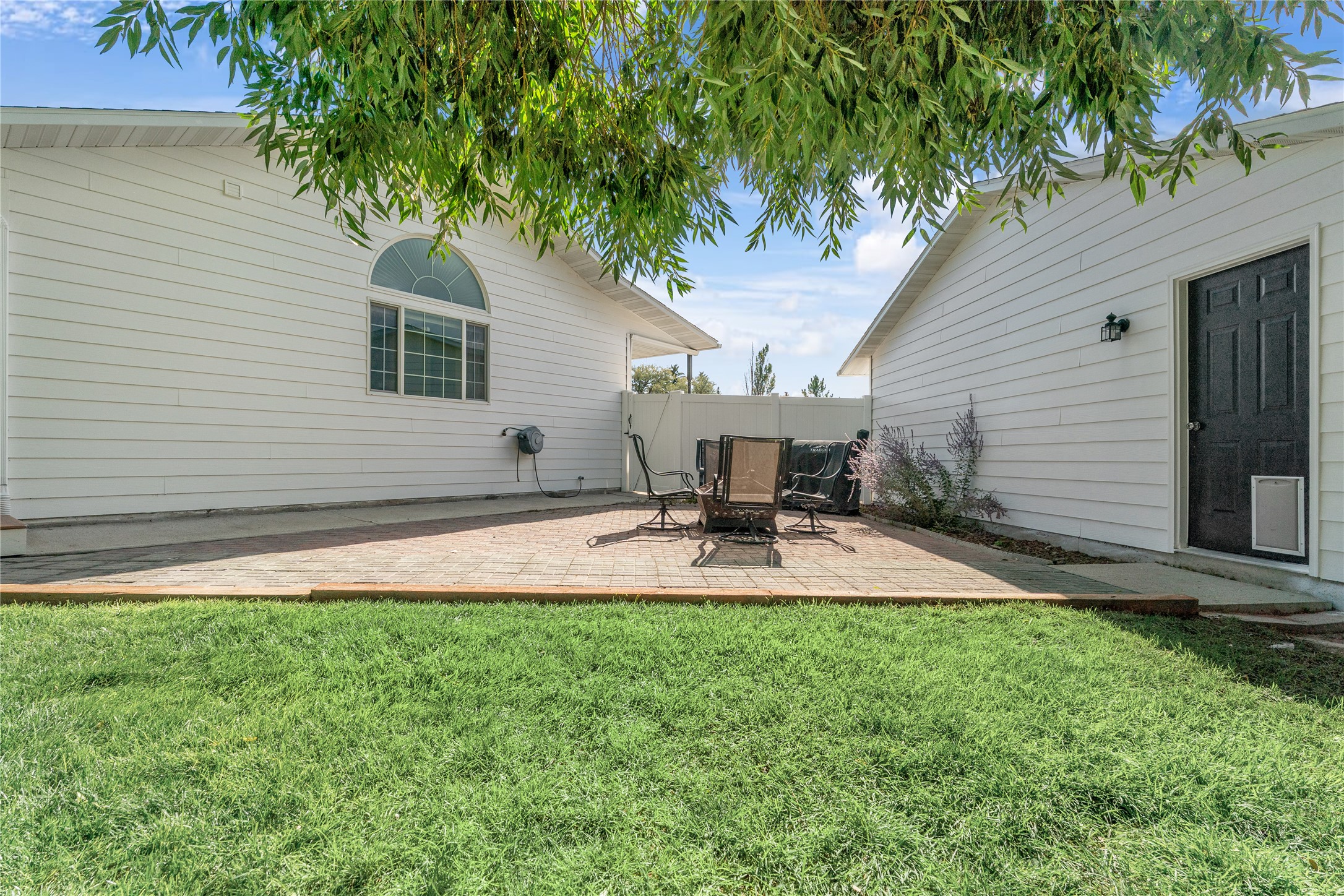 Helena, Montana 59602, United States, 4 Bedrooms Bedrooms, ,4 BathroomsBathrooms,Residential,Active,239745