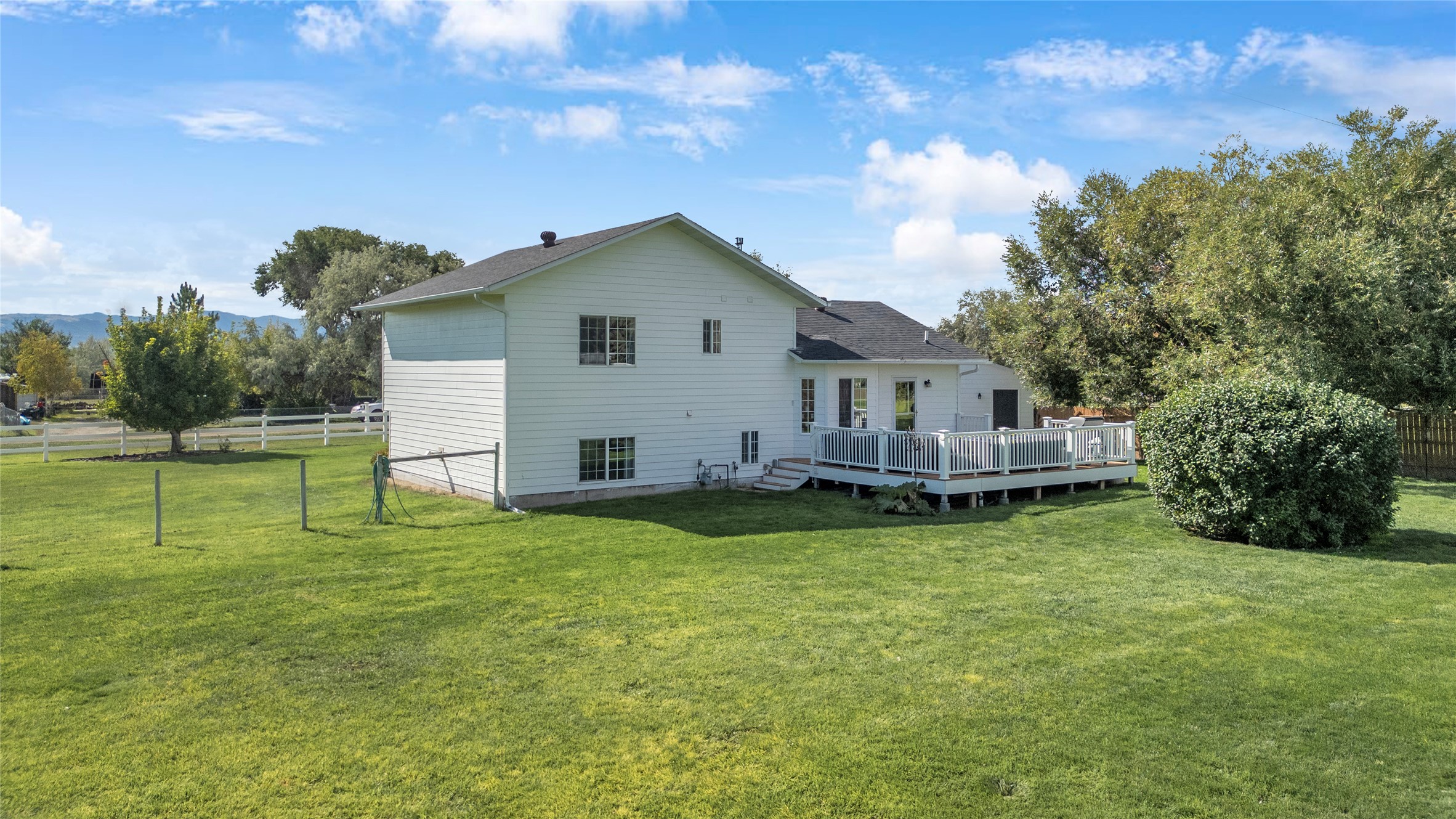 Helena, Montana 59602, United States, 4 Bedrooms Bedrooms, ,4 BathroomsBathrooms,Residential,Active,239745