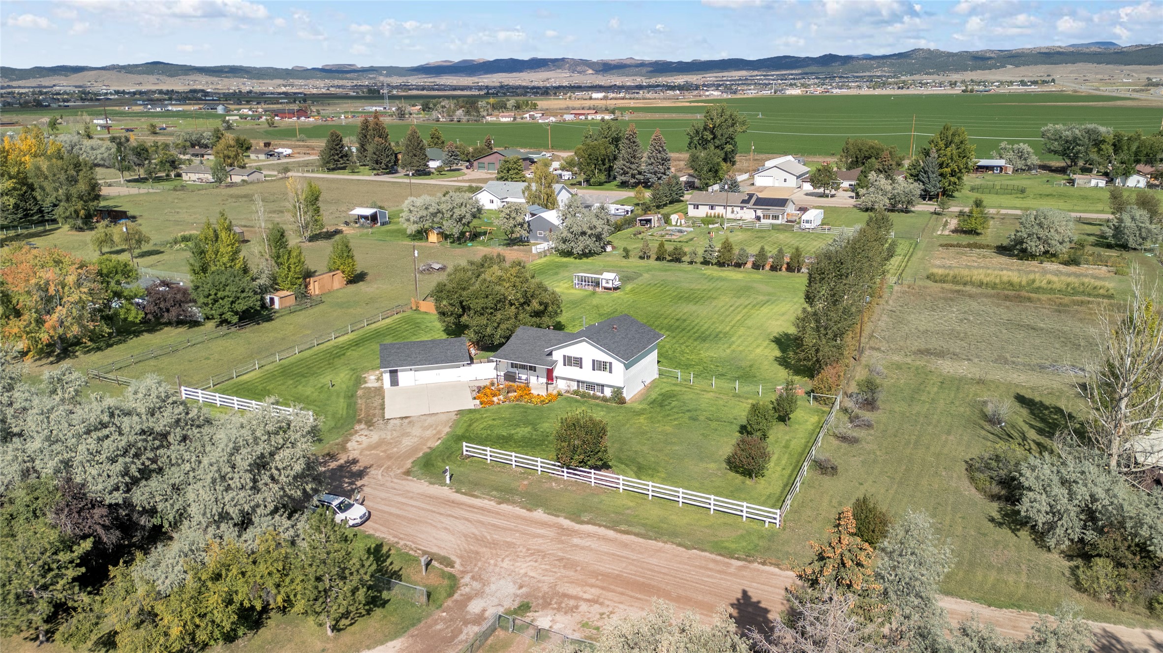 Helena, Montana 59602, United States, 4 Bedrooms Bedrooms, ,4 BathroomsBathrooms,Residential,Active,239745