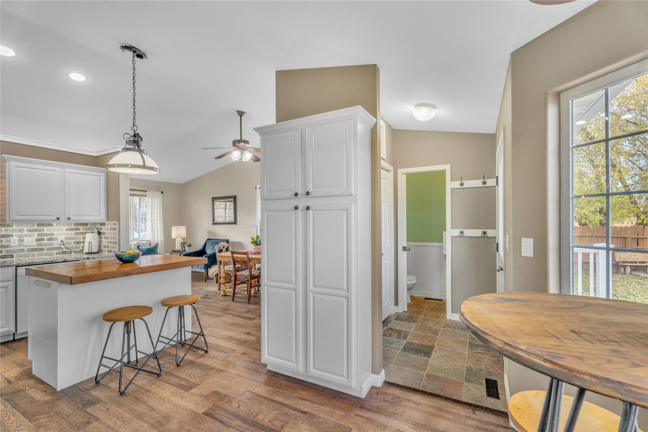 Helena, Montana 59602, United States, 4 Bedrooms Bedrooms, ,4 BathroomsBathrooms,Residential,Active,239745