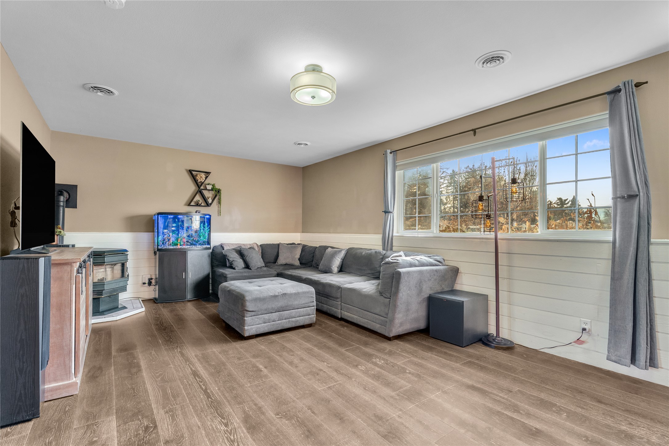 Helena, Montana 59602, United States, 4 Bedrooms Bedrooms, ,4 BathroomsBathrooms,Residential,Active,239745