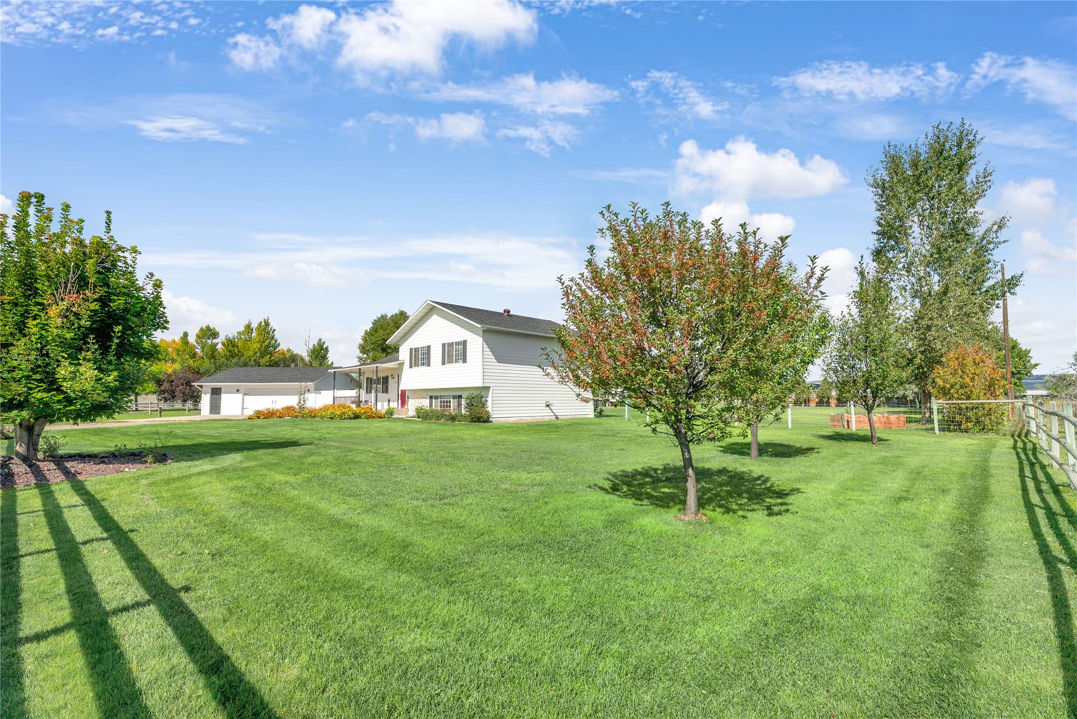 Helena, Montana 59602, United States, 4 Bedrooms Bedrooms, ,4 BathroomsBathrooms,Residential,Active,239745