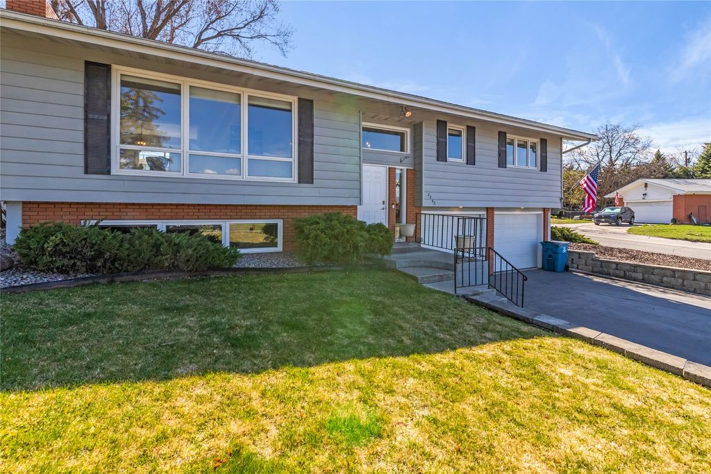 Photo of 2243 42nd Street, Missoula, MT 59803 (MLS # 30068031)