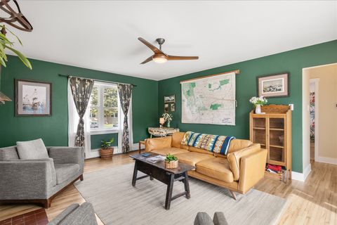 Tiny photo for 941 Hollins Avenue, Helena, MT 59601 (MLS # 30068955)