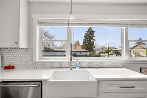 Tiny photo for 941 Hollins Avenue, Helena, MT 59601 (MLS # 30068955)