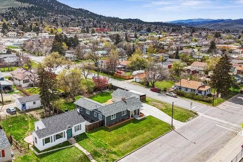 Tiny photo for 941 Hollins Avenue, Helena, MT 59601 (MLS # 30068955)