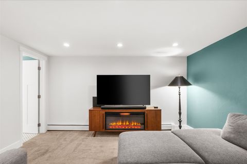 Tiny photo for 941 Hollins Avenue, Helena, MT 59601 (MLS # 30068955)