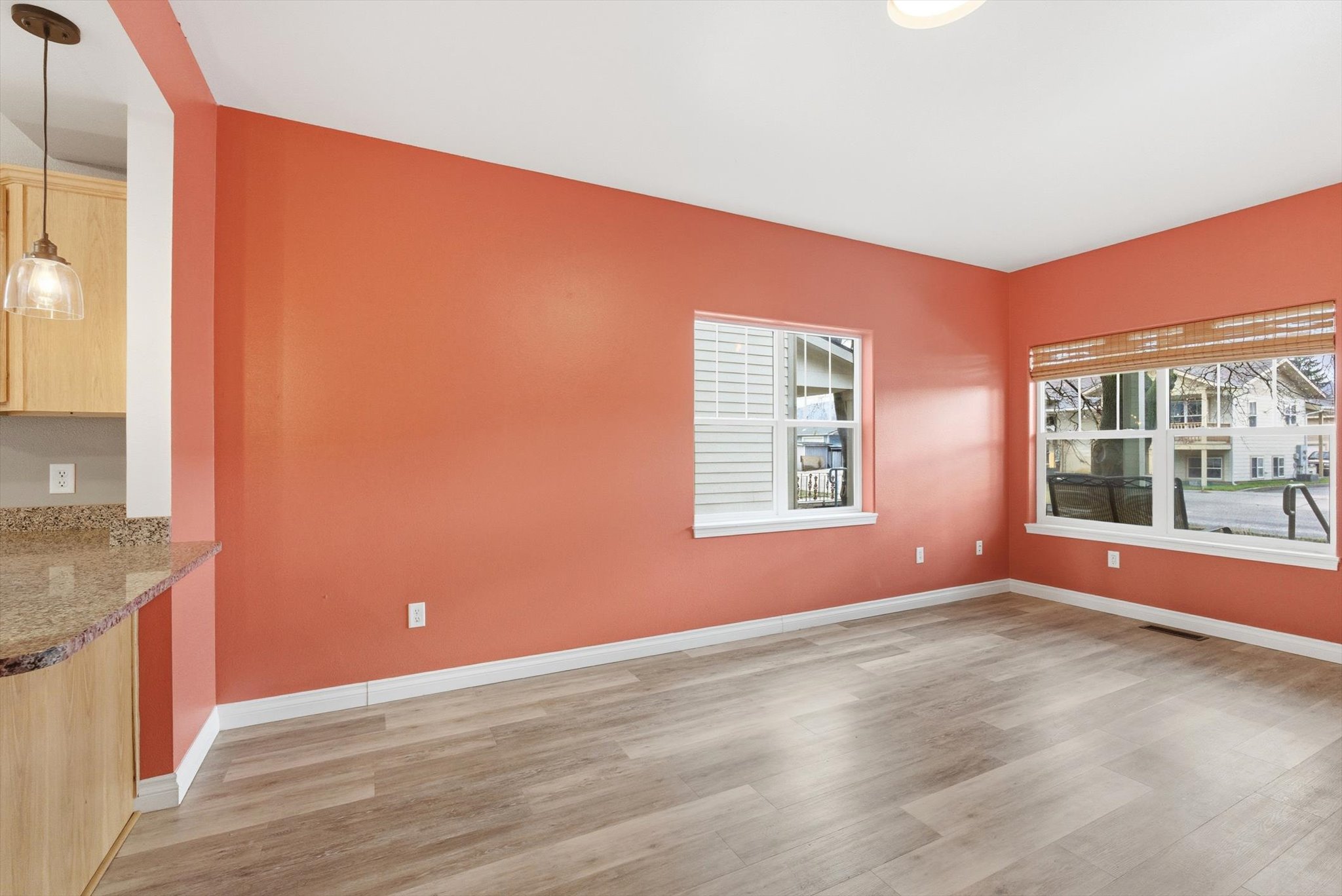 2134 S 6th Street W A