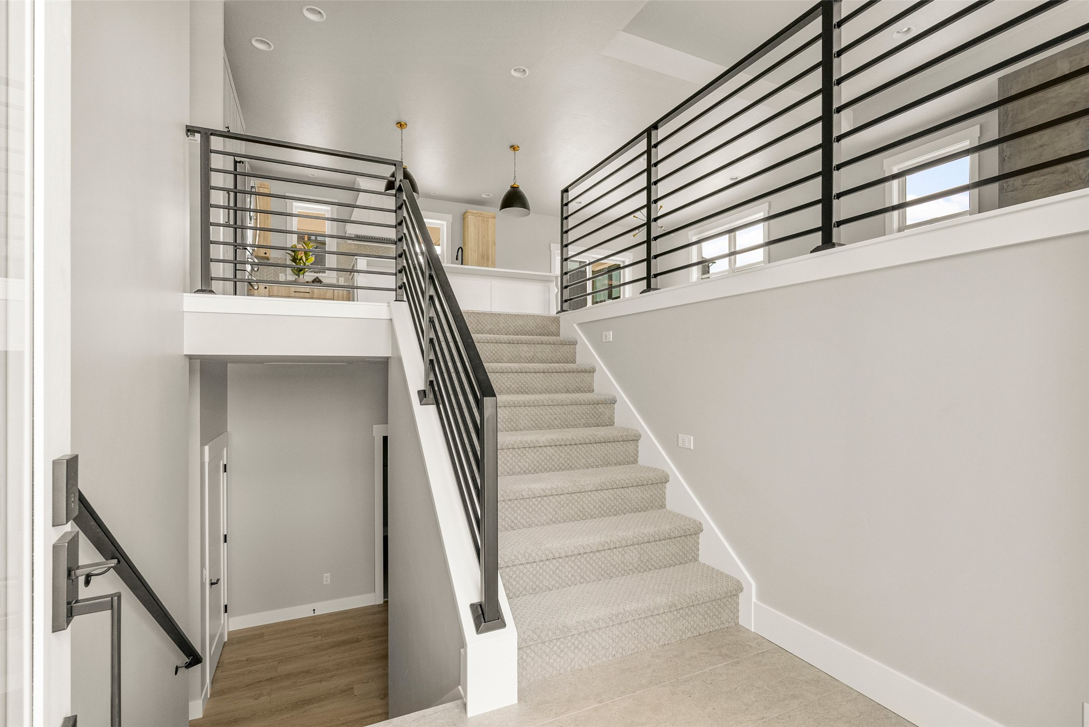 7018 Max Drive