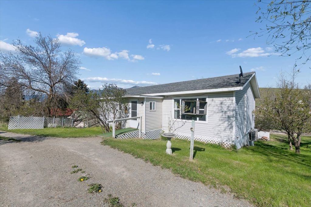 Photo of 112 6th Avenue E, Eureka, MT 59917 (MLS # 30070095)