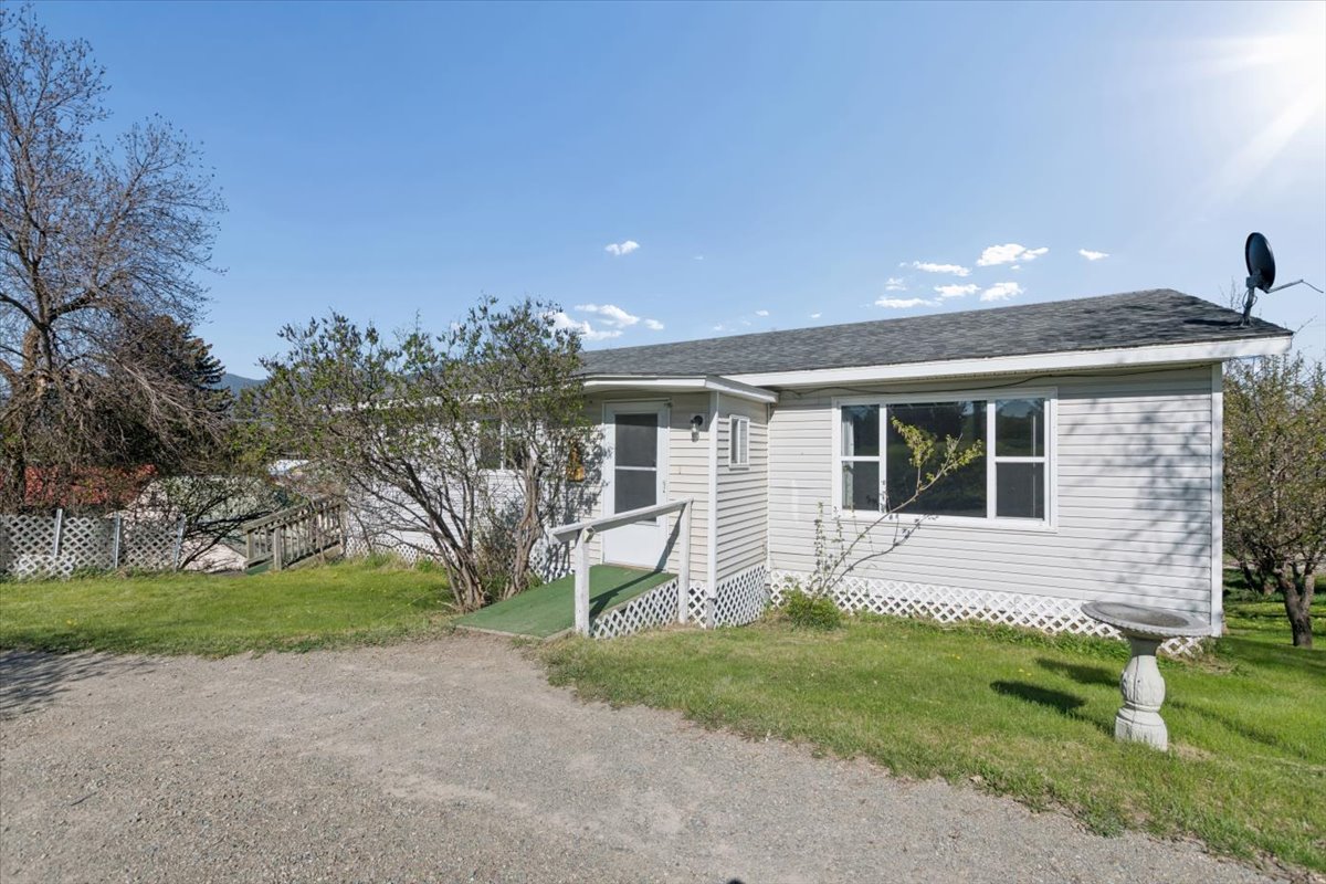 112 6th Avenue E