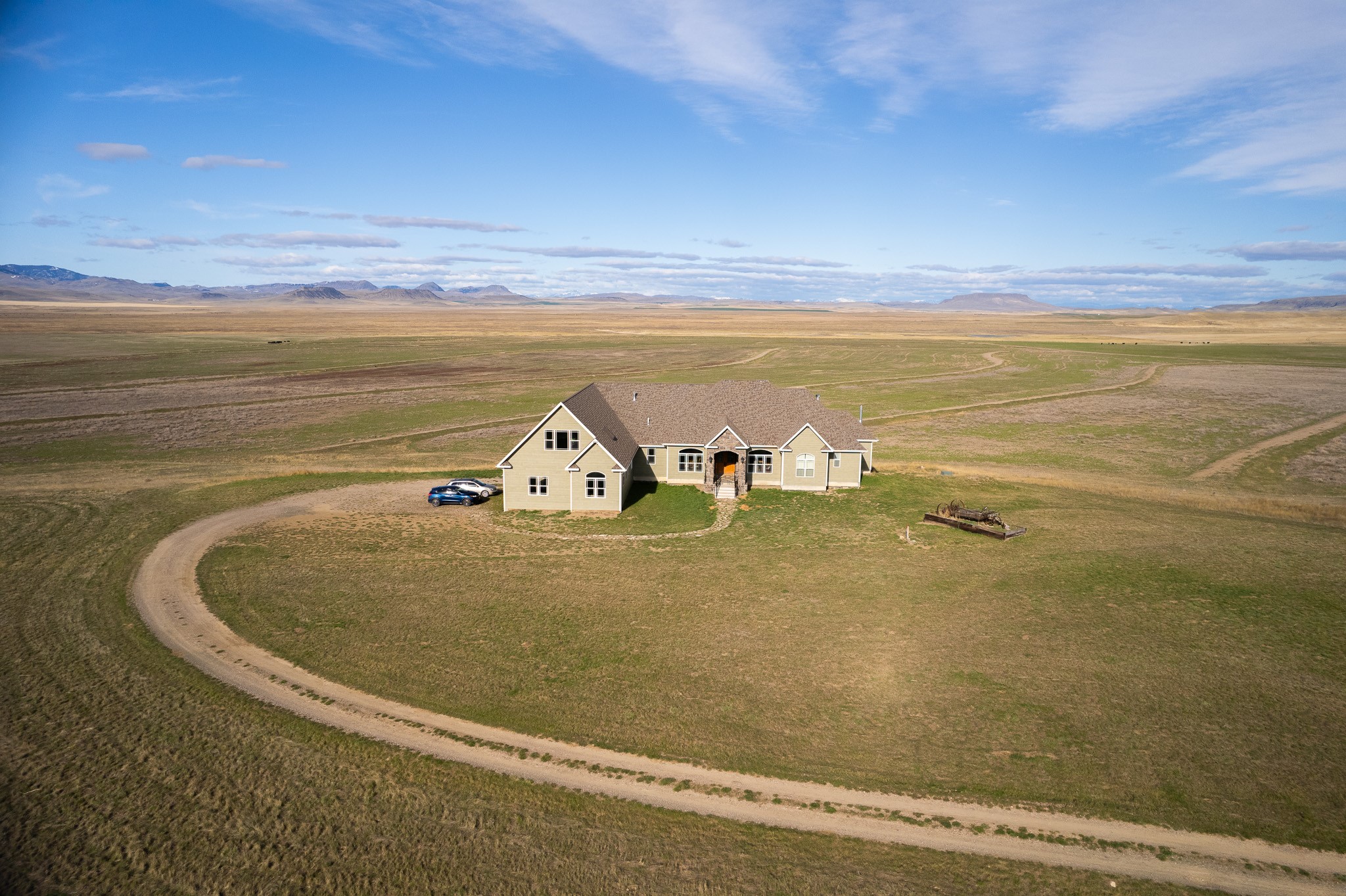 1030 Sun River Cascade Road