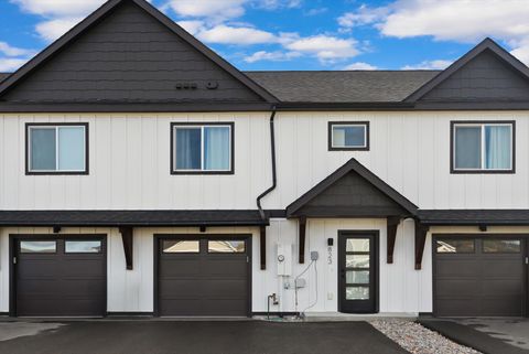 Photo of 823 Lake Francis Drive, Kalispell, MT 59901 (MLS # 30069058)