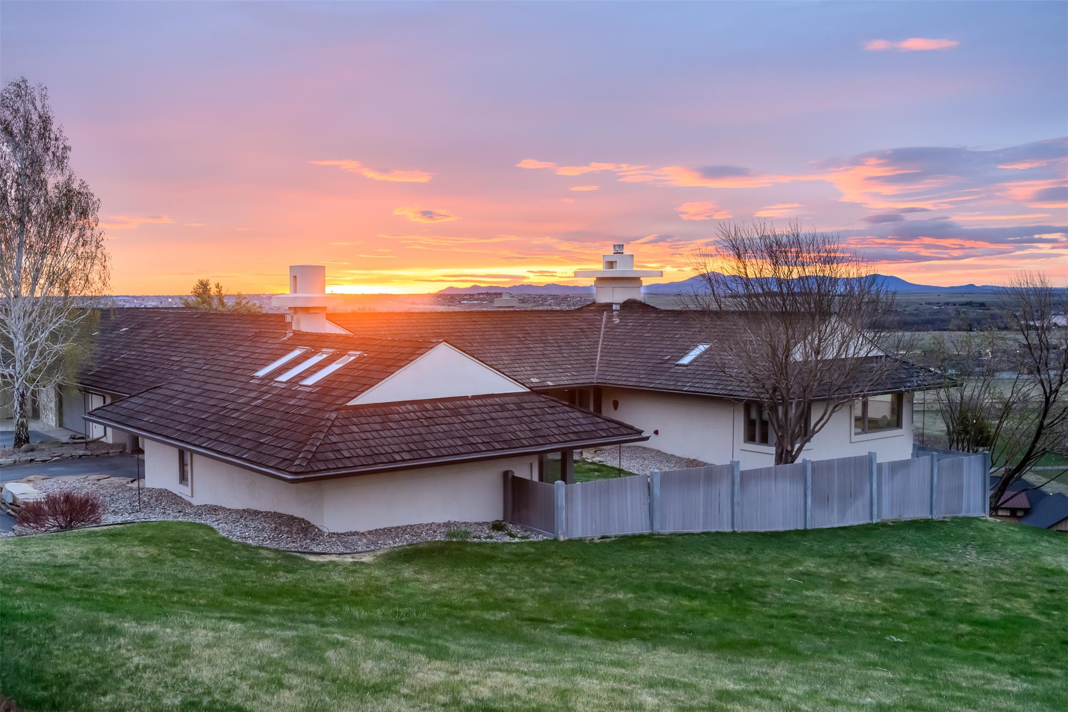 3505 Centennial Court 13