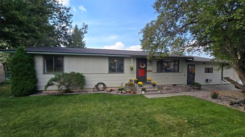 Photo of 536 W Arizona Street, Kalispell, MT 59901 (MLS # 30056786)