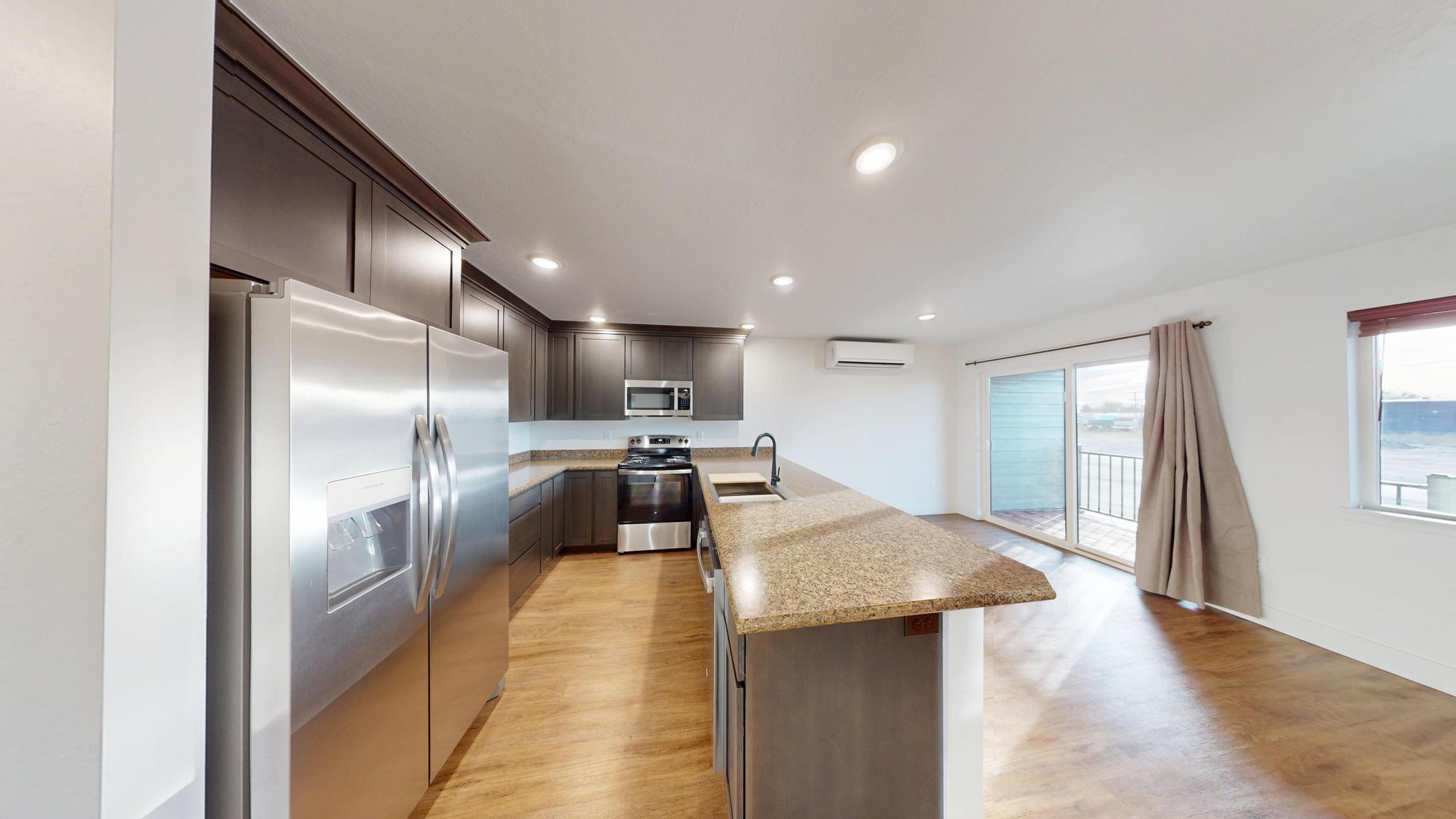 10 9th Avenue SW C