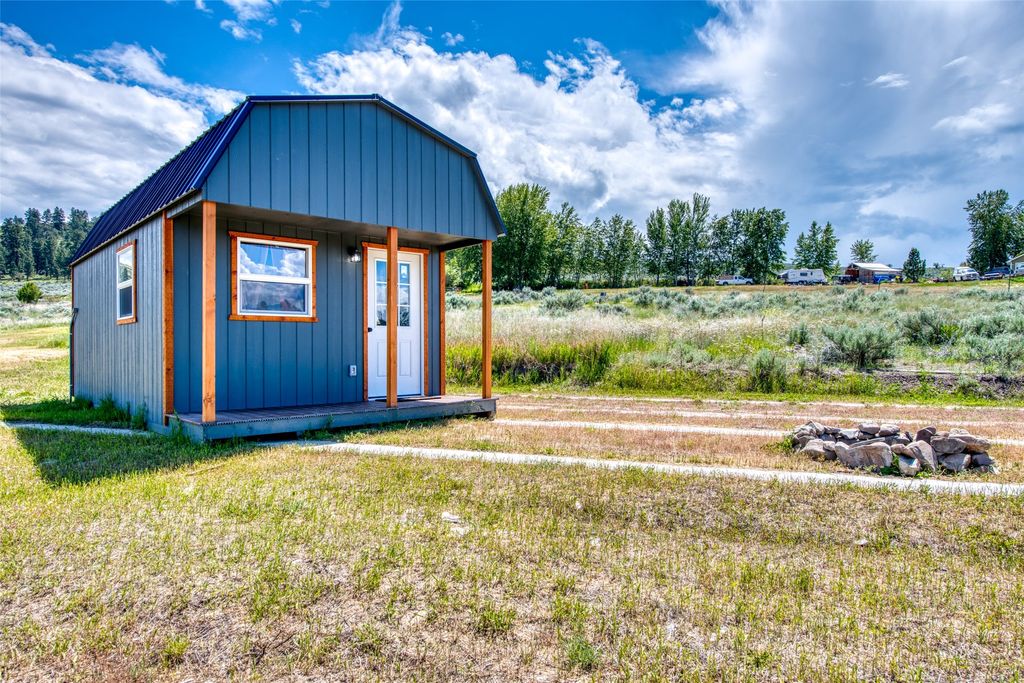 Photo of 3661 Sagehill Drive, Stevensville, MT 59870 (MLS # 30050366)