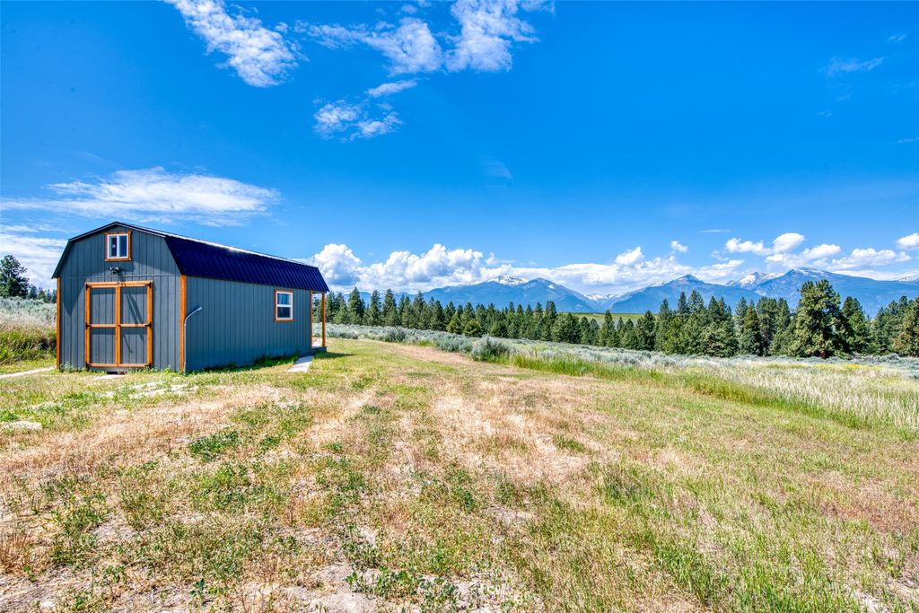 Photo of 3661 Sagehill Drive, Stevensville, MT 59870 (MLS # 30050366)