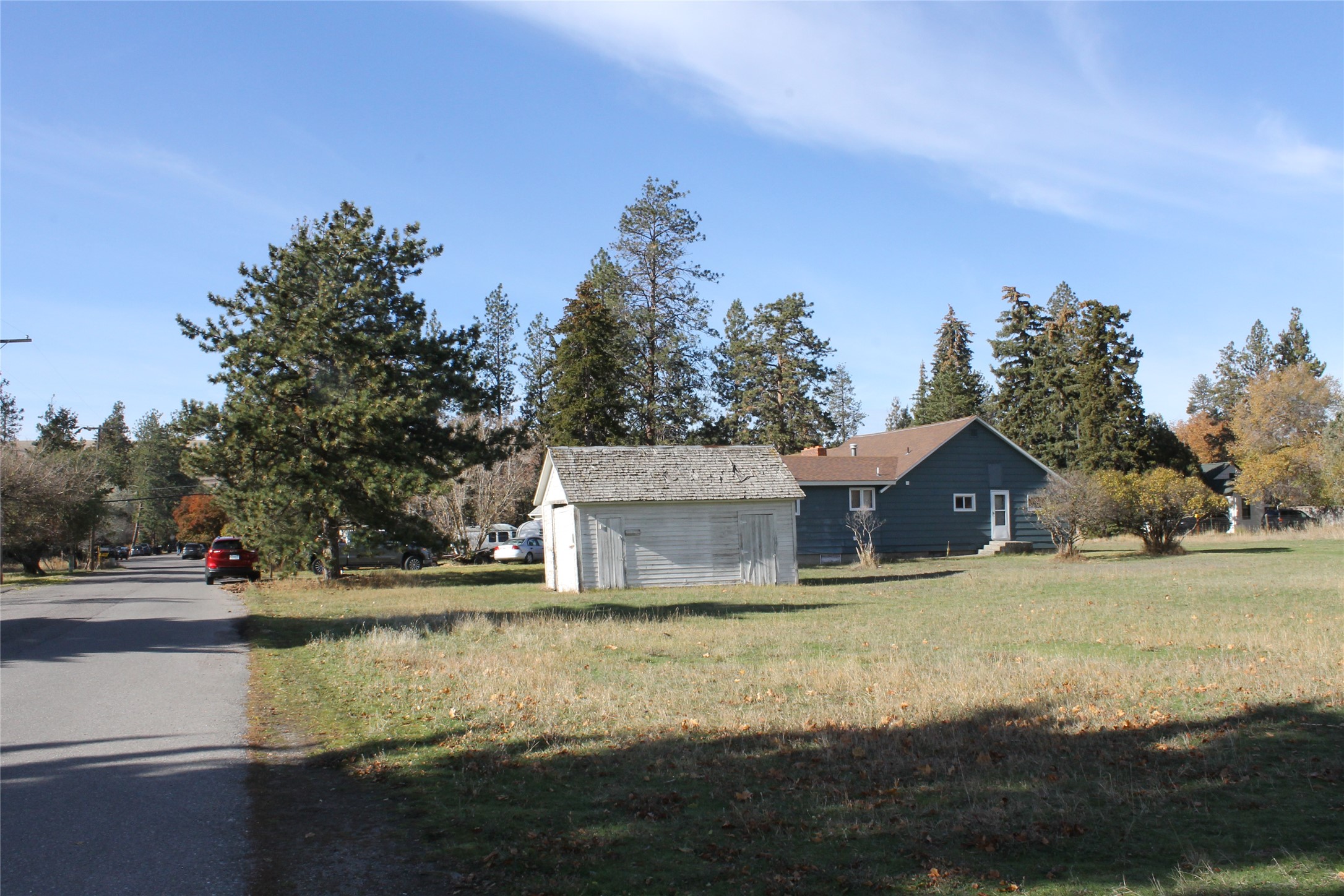 1300 Dickinson Street