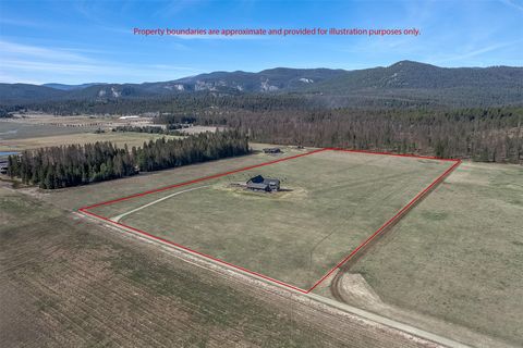 Tiny photo for 567 Twin Bridges Road, Whitefish, MT 59937 (MLS # 30066398)